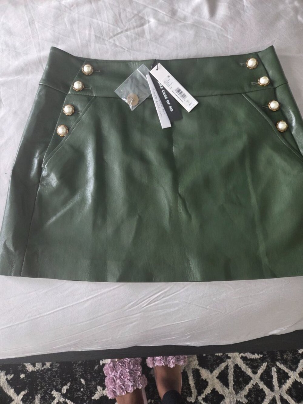 Mini Skirt - Picture 3 of 4